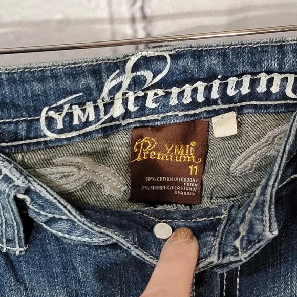 YMI PREMIUM DENIM Flap Pockets Embroidered Flashy Skinny Jeans Mid‎ Rise Sz 11 - Picture 2 of 4